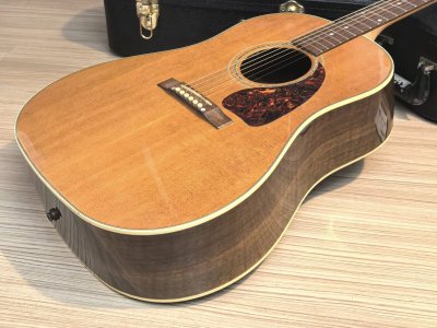 Gibson J-15 All Solid Walnut