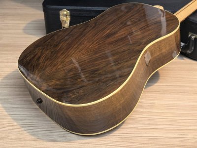 Gibson J-15 All Solid Walnut