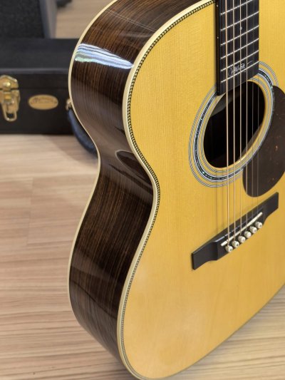 Martin OMJM Signature John Mayer