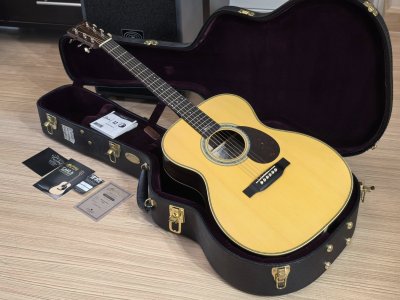 Martin OMJM Signature John Mayer