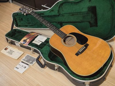 Martin D-28 Standard