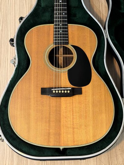 Martin OOO-28 Standard