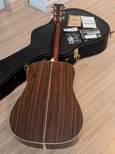 Martin HD-28V Vintage Series