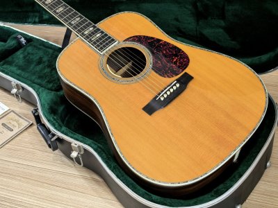 Martin D-45 Standard