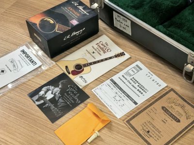 Martin D-45 Standard