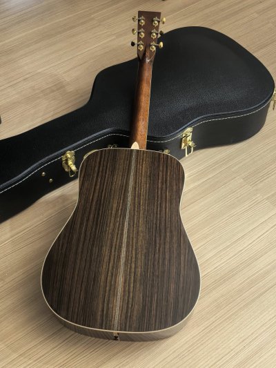 Martin D-42 Modern Deluxe