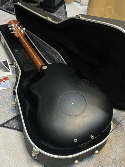 Ovation LX 6868