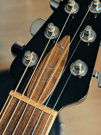 Ovation 6778LX Standard Elite