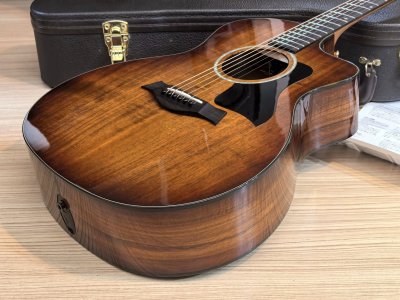 Taylor 224ce-K DLX