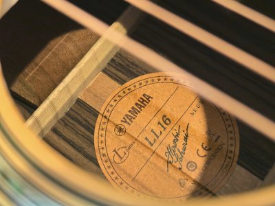 YAMAHA LL-16 ARE
