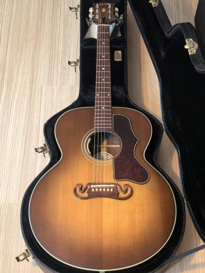 Gibson J-100 Walnut