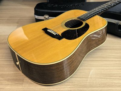 Martin D-28 Standard