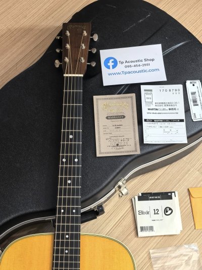 Martin D-28 Standard