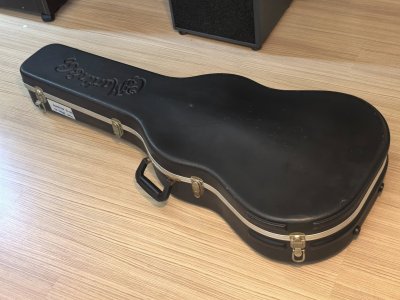 Martin D-42 Standard