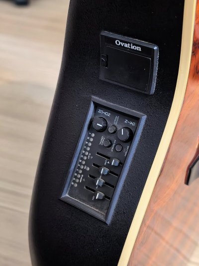 Ovation Collector 1999