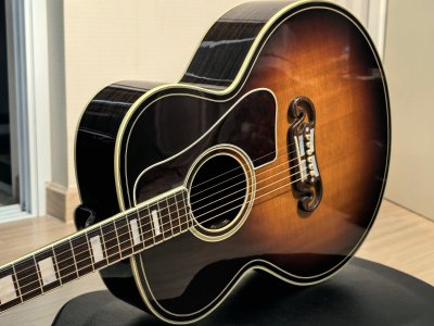 Gibson SJ-200 Western Classic Custom Shop