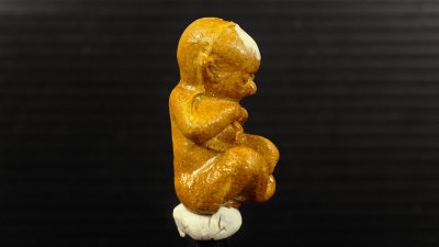 ลูกกรอกอิทธิฤทธิ์รุ่นรวยอย่างแรง หลวงพ่อกอย วัดเขาดินใต้ พ.ศ.2553