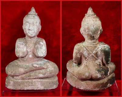 กุมารทององค์นี้ คือ กุมารทองวัดอ่างทอง สงขลา หายากมากครับ พ.ศ.2506 ลพ.เต๋ คงทอง ร่วมปลุกเสกพร้อมพระเกจิดังอีกหลายรูป เกจิสายใต้และอาจารย์ในยุคนั้นร่วมปลุกเสก