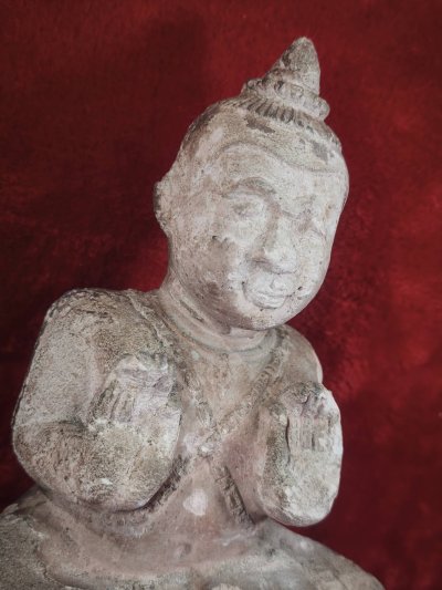 กุมารทององค์นี้ คือ กุมารทองวัดอ่างทอง สงขลา หายากมากครับ พ.ศ.2506 ลพ.เต๋ คงทอง ร่วมปลุกเสกพร้อมพระเกจิดังอีกหลายรูป เกจิสายใต้และอาจารย์ในยุคนั้นร่วมปลุกเสก