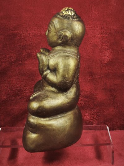 กุมารทองโบราณ วัดถ้ำเขาเอียง เป็นเครื่องรางของขลังสายพุทธาค เกจิอาจารย์ที่สร้างโดย หลวงพ่ออิสสะโร แห่ง วัดถ้ำเขาเอียง ชลบุรี