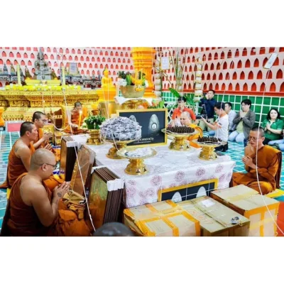 “พระผงหลวงปู่ทวด” จักรพรรดิแห่งพระนิรันตราย ฝังเหรียญเม็ดยาพระธาตุหมื่นหิน หลวงปู่ศิลา สิริจันโท