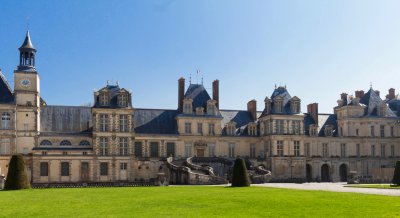 พระราชวังฟงแตนโบล Fontainebleau ประเทศฝรั่งเศส