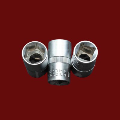 ลูกบล็อคสั้นไรโน่ SK16 RHINO