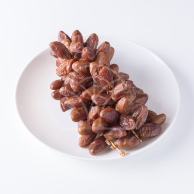 อินทผลัมเดคเลทนัวร์ (จอร์แดน) ติดก้าน