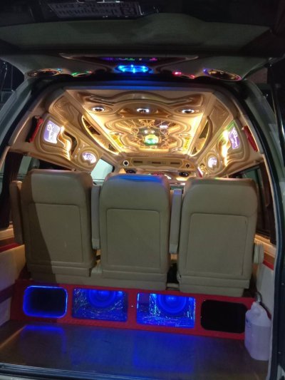 Toyota Commuter Van