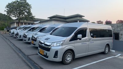 Toyota Commuter Van (New model)