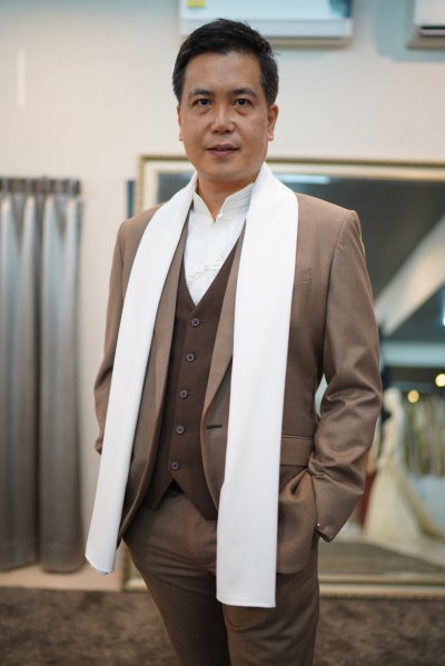 Suit Customer 