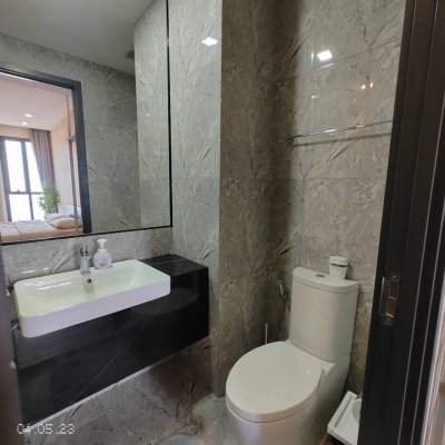 ให้เช่า คอนโด แอชตันอโศก 1 ห้องนอน ชั้น 42 วิวถนนอโศก