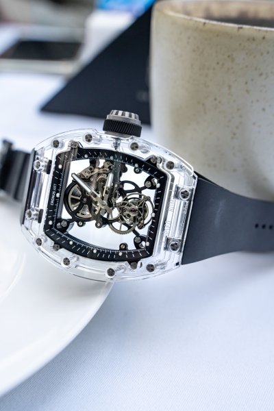 Exquisite Tourbillon (Phantom Black)