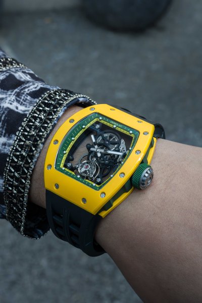 Prestige Ceramic Tourbillon (Yellow Green)