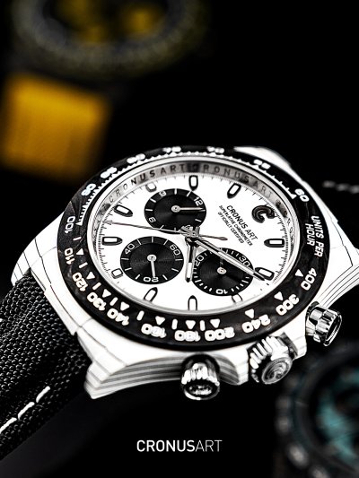 Chrono Racing Daytona (White Carbon Fiber Panda)