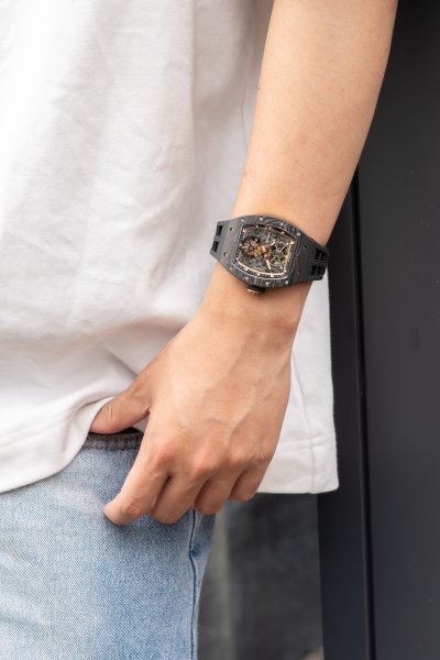 Eternal Tourbillon (Carbon Fiber Black)