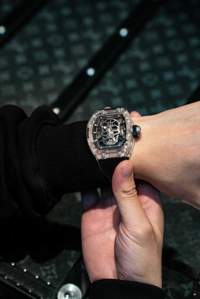 Gem Skeleton (Black)