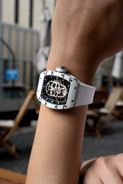 Gem Skull (Silver Bone White)