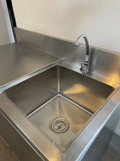 ซิงค์สแตนเลส 1 หลุม 1 ที่พัก (มีบาร์กั้น) ขนาด 60x120x100 cm