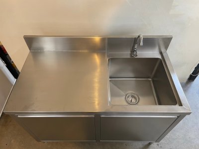 ซิงค์สแตนเลส 1 หลุม 1 ที่พัก (มีบาร์กั้น) ขนาด 60x120x100 cm