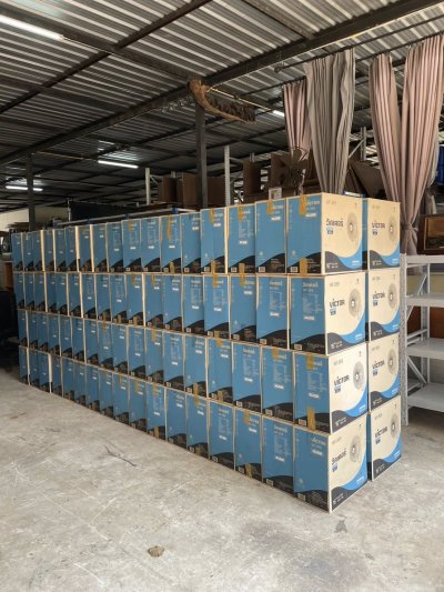 พัดลมติดผนัง 16 นิ้ว ยี่ห้อ VICTOR รุ่น WF-369 สีขาว (มือสองสภาพดี)