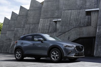 NEW MAZDA CX-3 ESSENTIAL