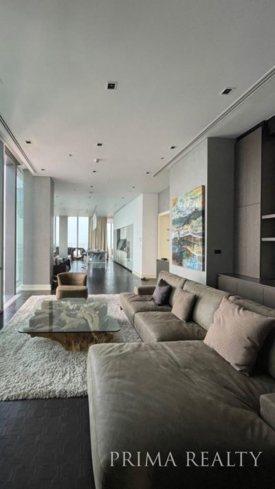 The Ritz-Carlton Residences 3 Bedrooms High-Floor