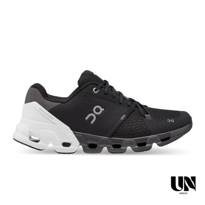 ON CLOUDFLYER 4 WIDE BLACK | WHITE [MEN]