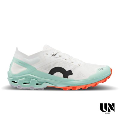 ON CLOUDVENTURE PEAK 3 UNDYED-WHITE [WOMEN]