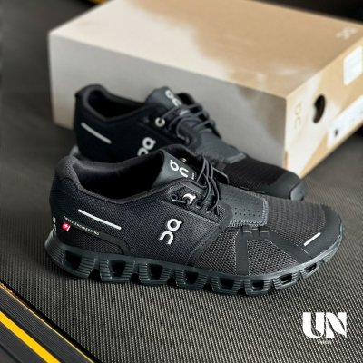 ON CLOUD 5 ALL BLACK [WOMEN]