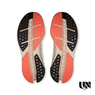 ON CLOUDSURFER MAX IVORY | SALMON [MEN]