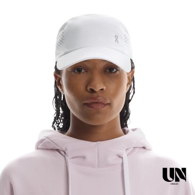 ON LIGHTWEIGHT CAP - WHITE