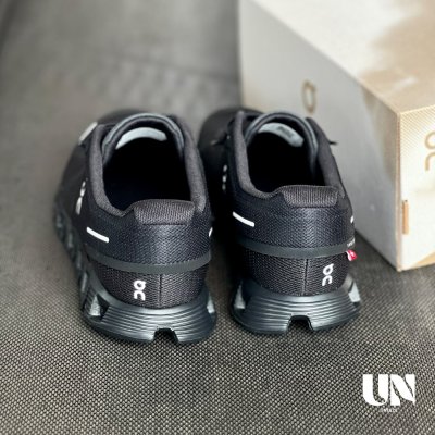 ON CLOUD 5 ALL BLACK [WOMEN]