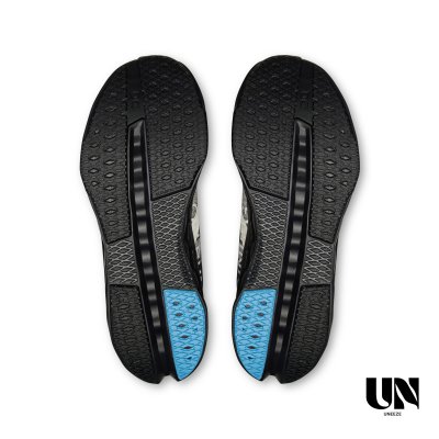 ON CLOUDSURFER NEXT LUMOS BLACK | DEW [MEN]